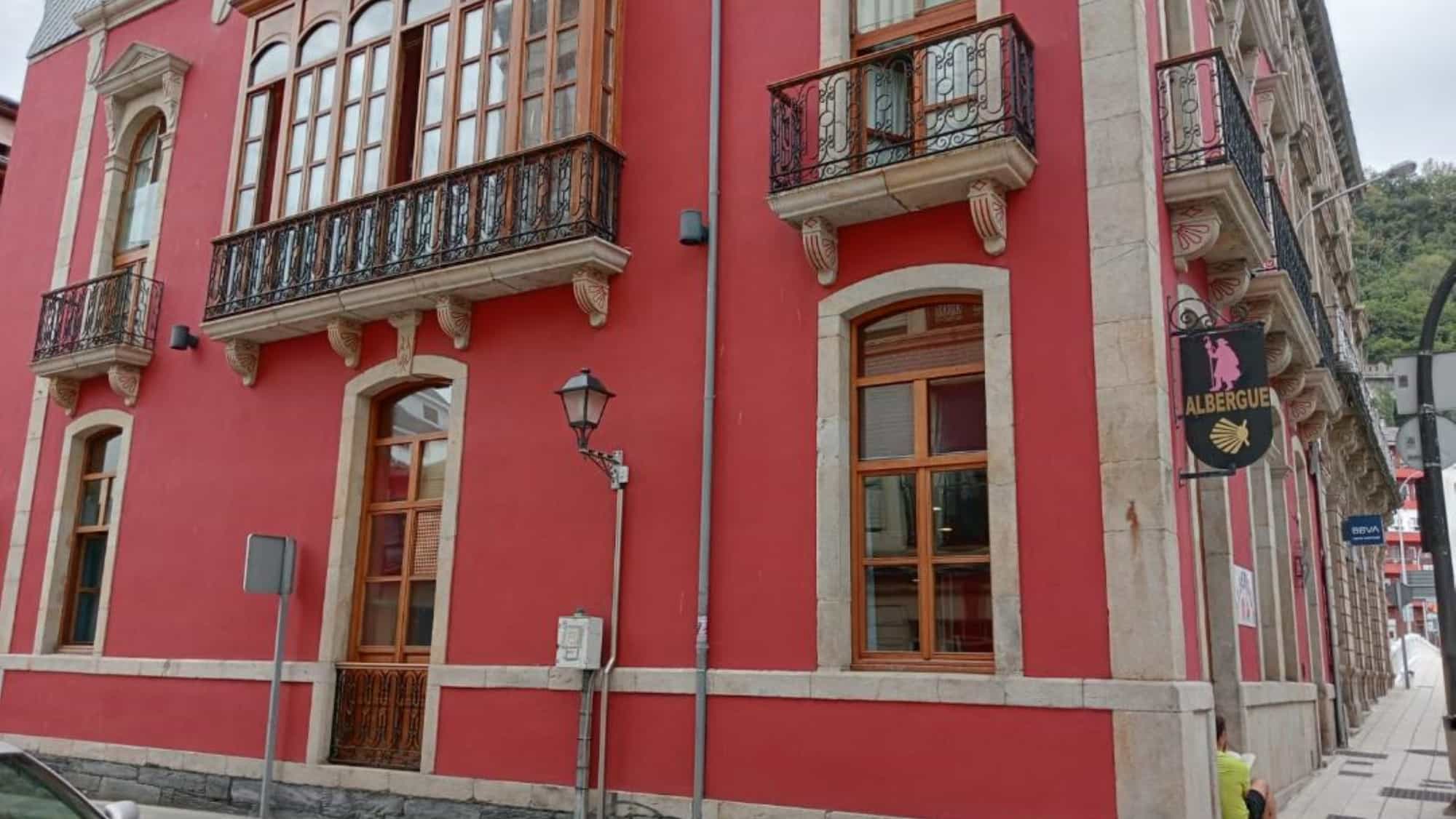 albergue para peregrinos en luarca